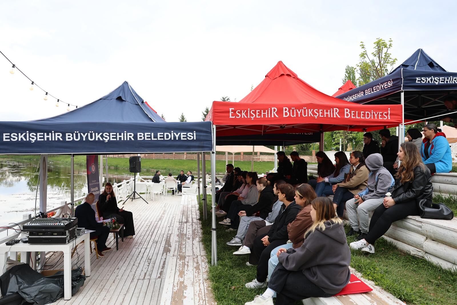 'Bir sandalye, bir termos' söyleşisinin konuğu Meryem Boz oldu