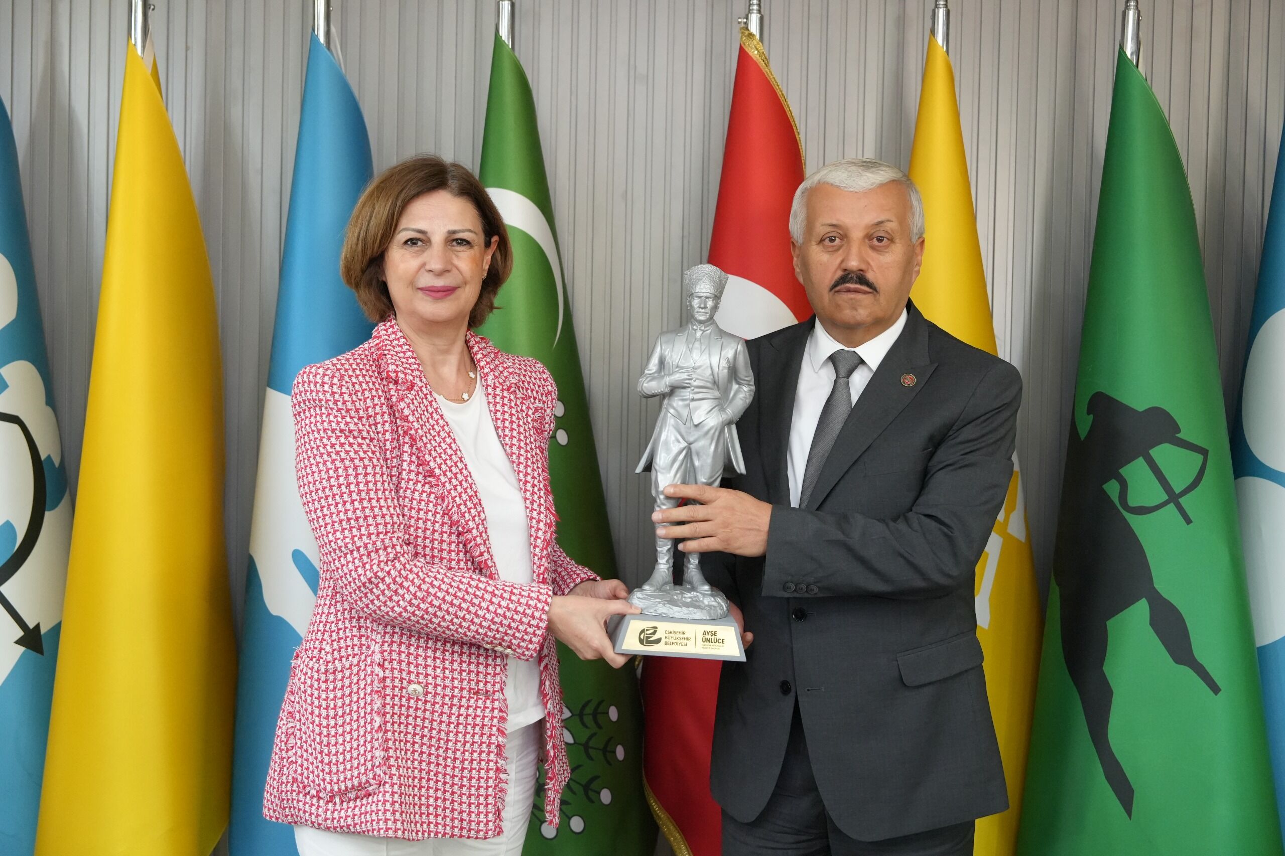 Başkan Ünlüce'den Adnan Karamanlı'ya hayırlı olsun ziyareti