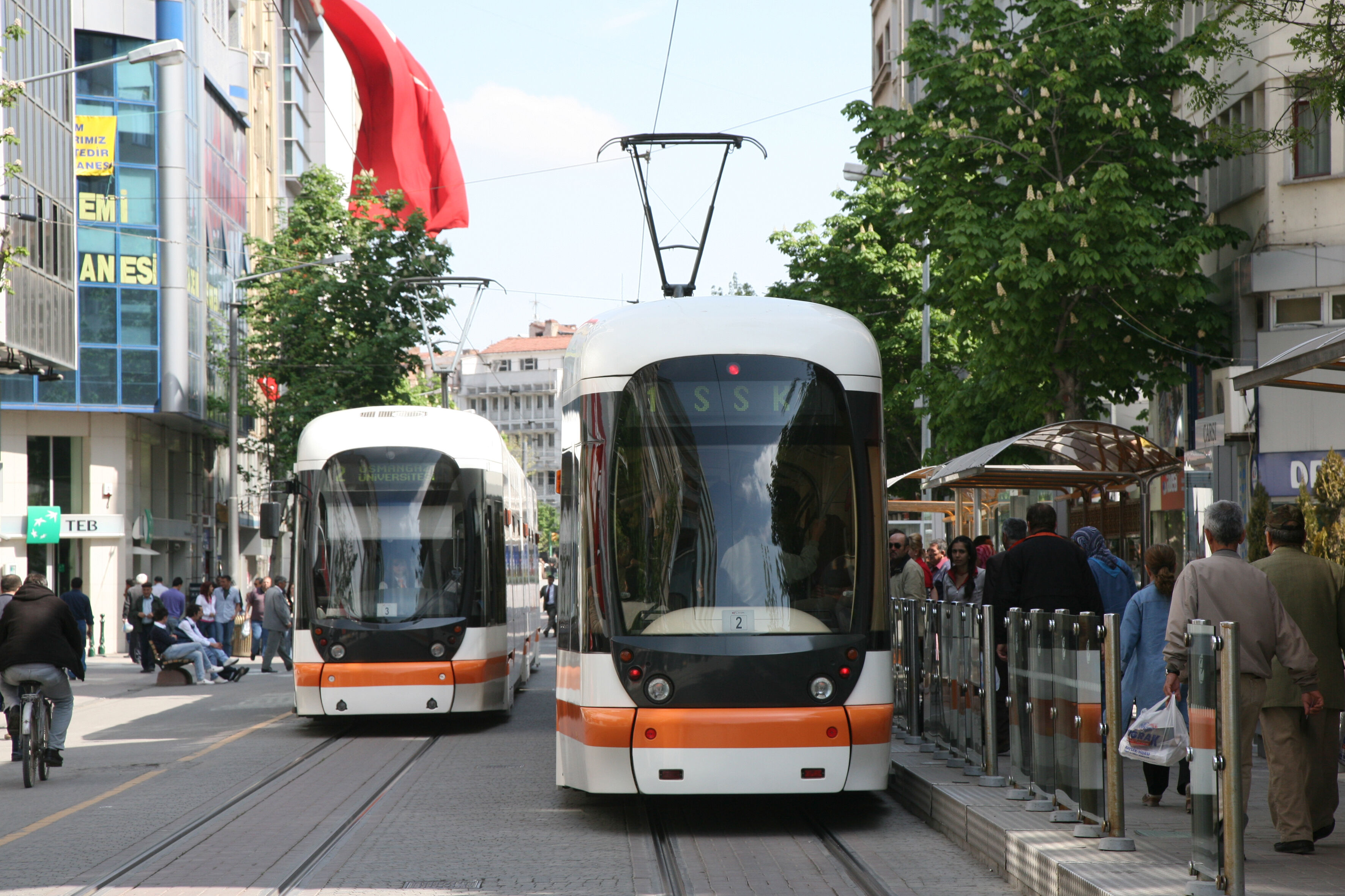 Tramvaylar yaz tarifesine geçiyor