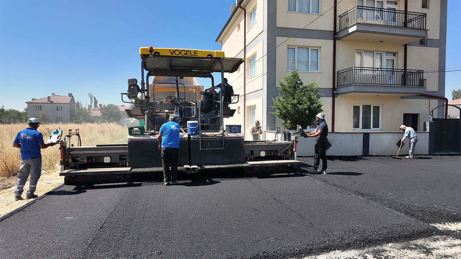 Çukurhisar'da asfalt seferberliği