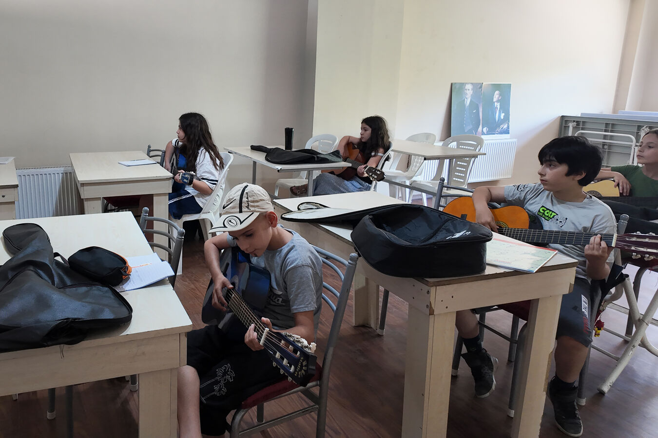 Çocuklar yaz tatilini dolu dolu geçiriyor
