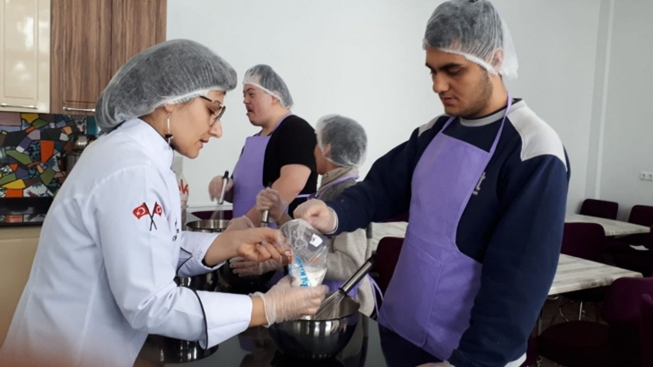 Aşçılık Atölyesinde çalışmalar devam ediyor