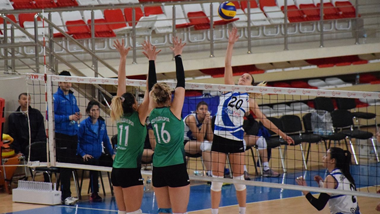 Bolu Belediye'yi 3-0'la geçtiler