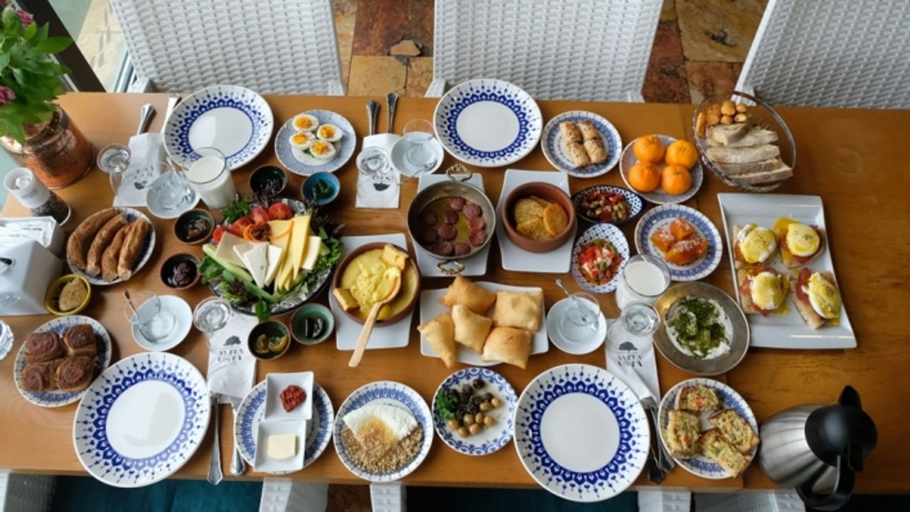 Kahvaltı tartışması artarak devam ediyor