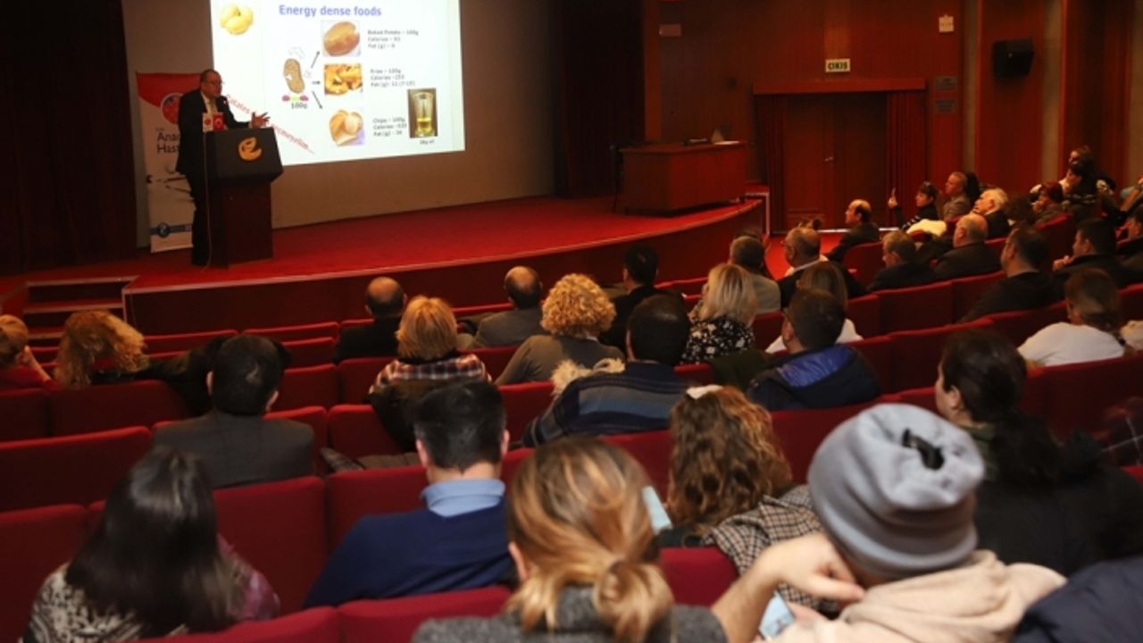 Sağlıklı beslenme eğitimleri devam ediyor