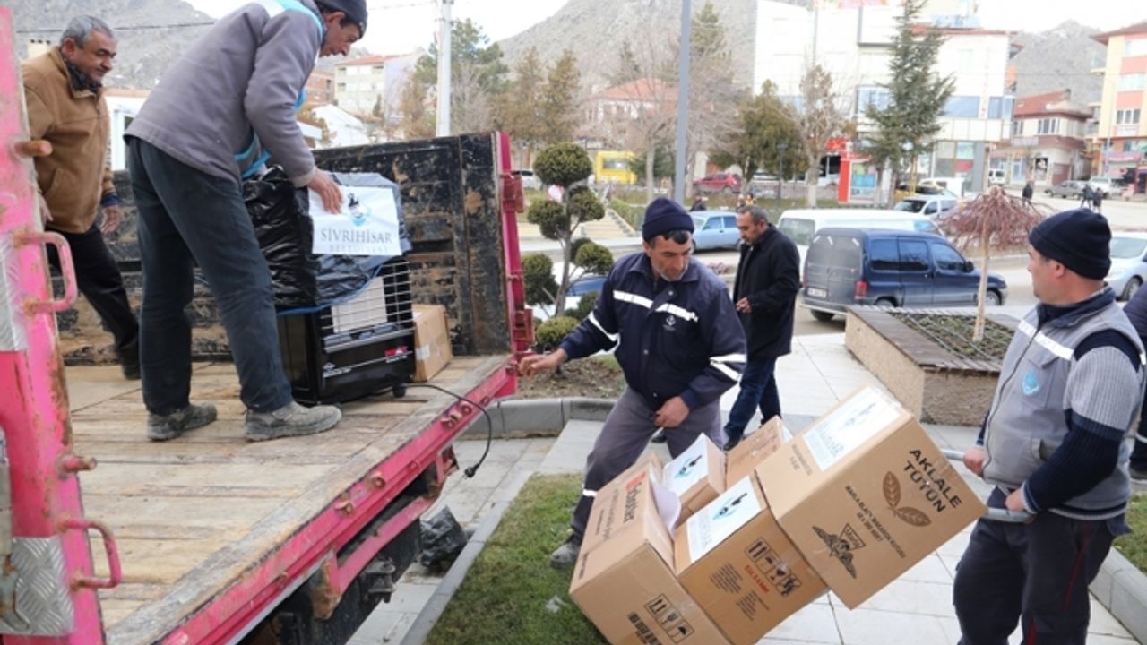 Sivrihisar halkı Elazığ için tek yürek oldu