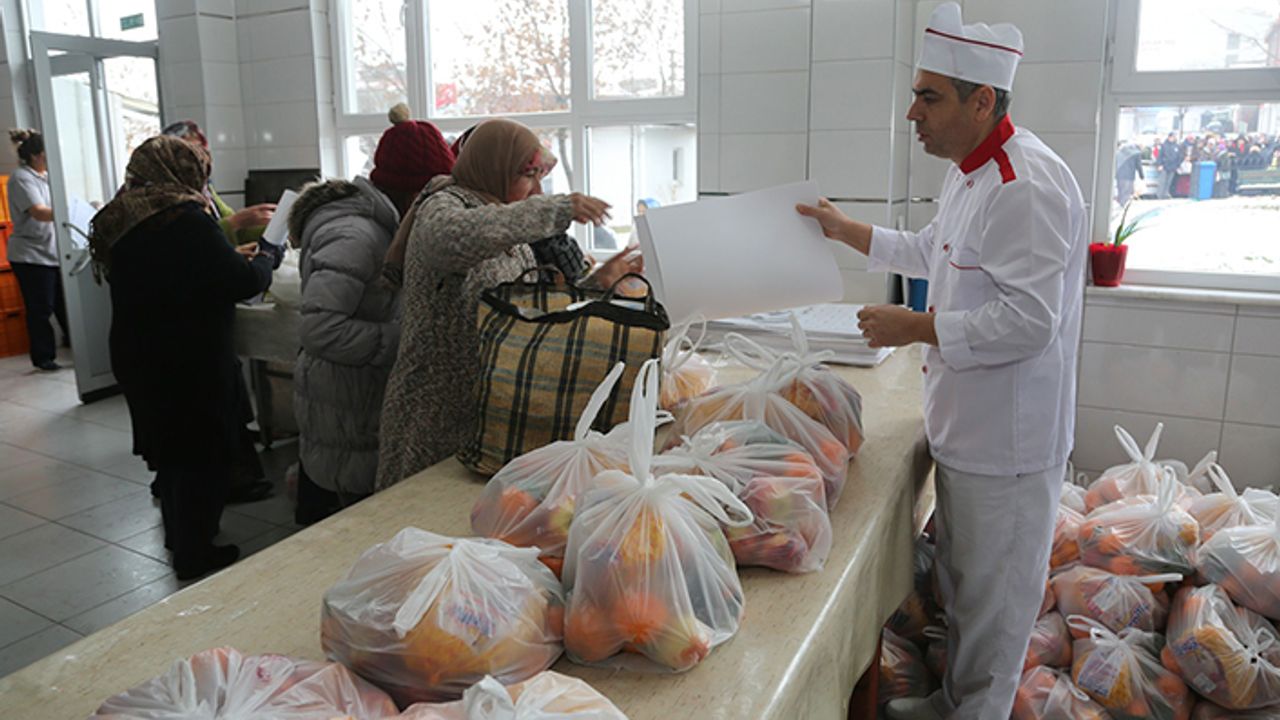 Yeni yıl mesaisi Aşevi’nde erken başladı