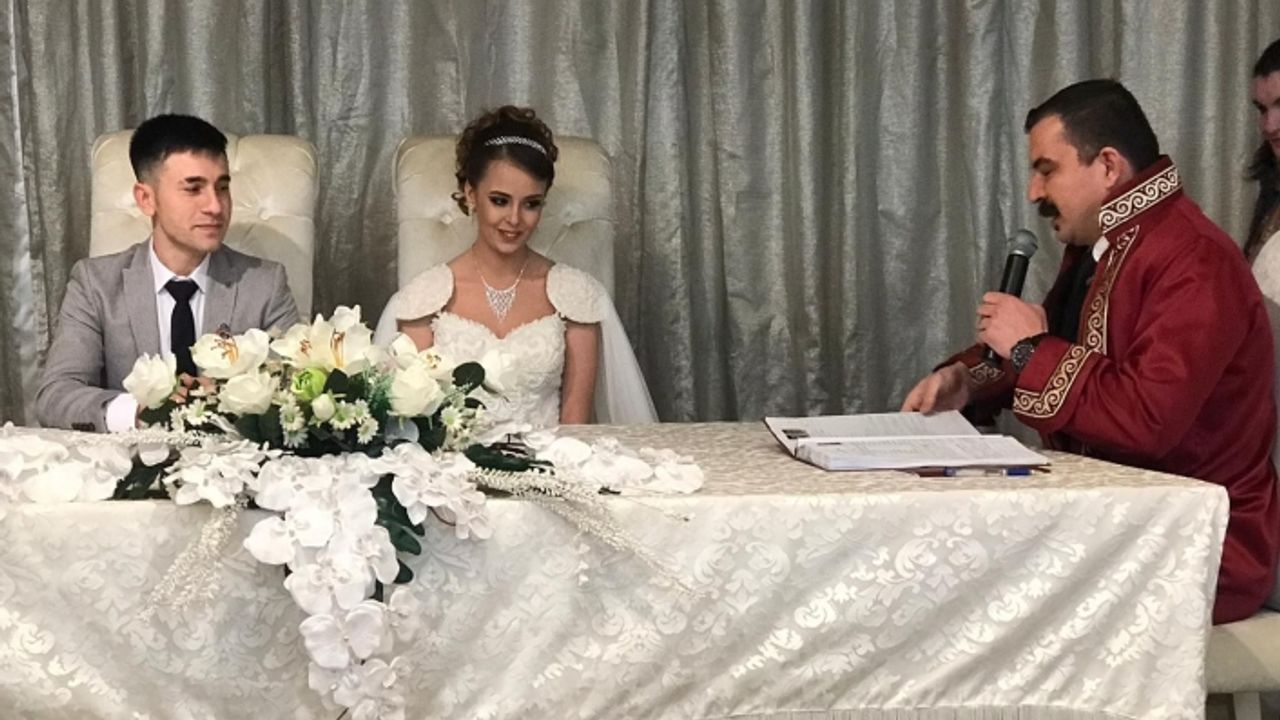 15 çift bu özel tarihi kaçırmadı!