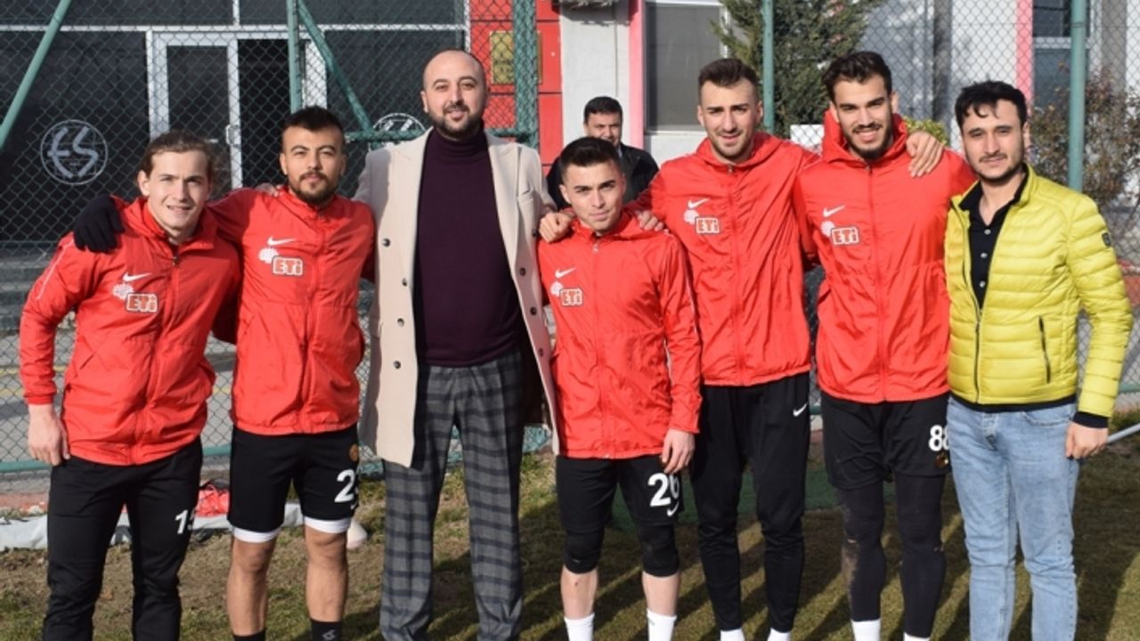Altınordu maçında kırmızıları kuşanıyoruz