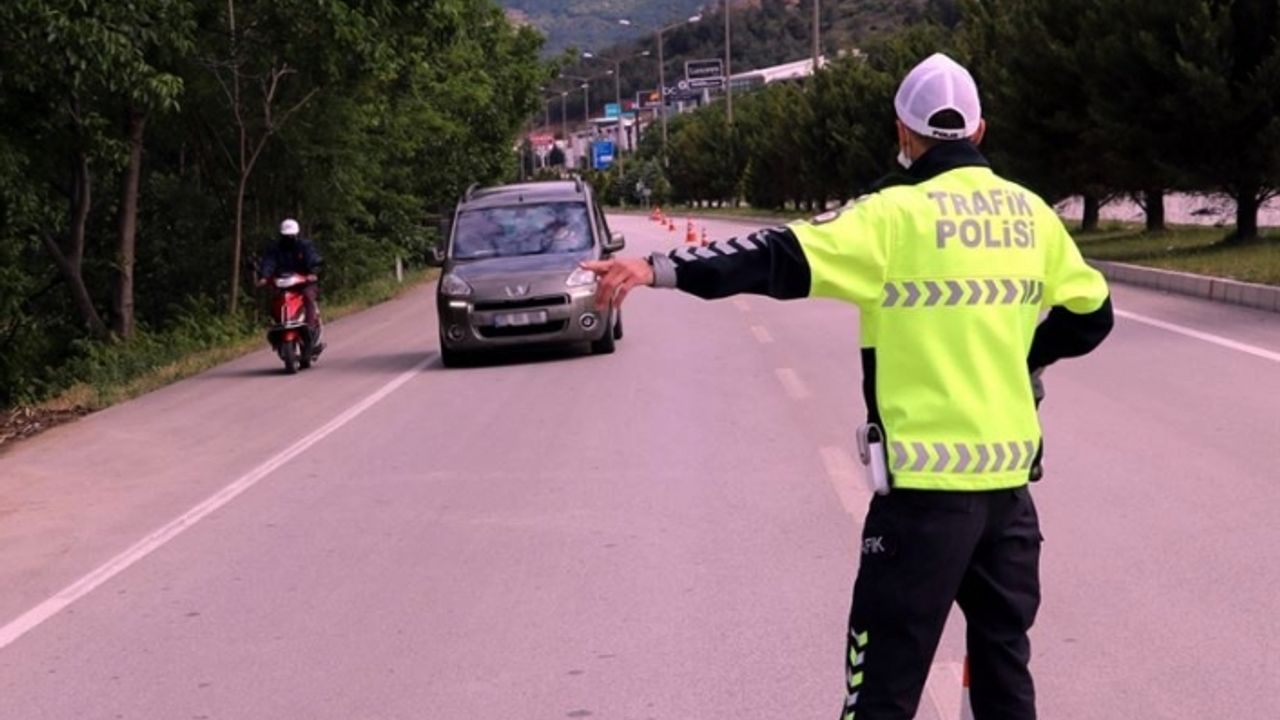 18 bin sürücüye 'cep telefonu' cezası