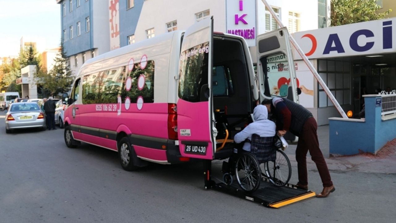Avantaj Taksi engelleri ortadan kaldırıyor