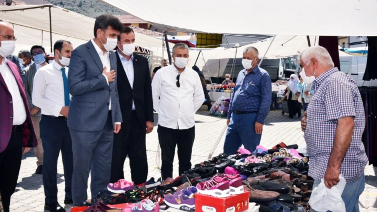 Zihni Çalışkan Seyitgazi'yi ziyaret etti