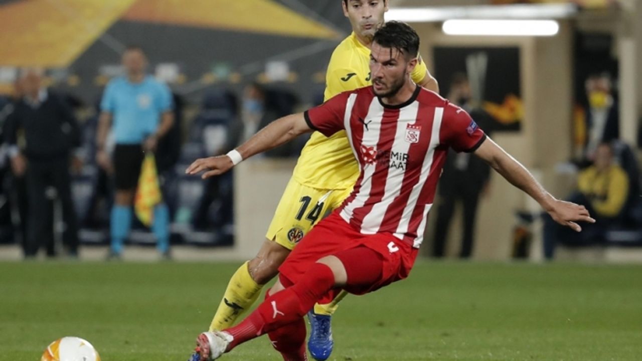 Sivasspor, Villarreal'e 5-3 yenildi