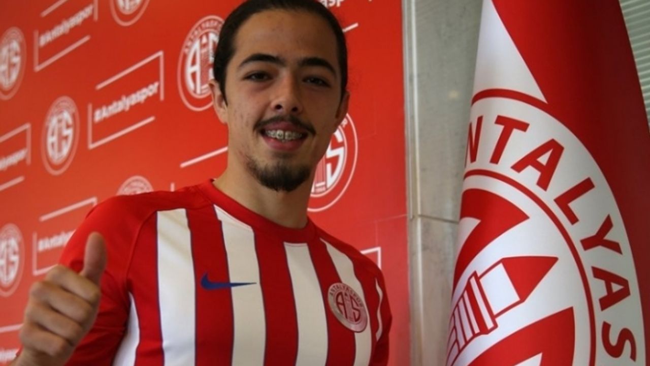 Bu sezon 11 maçta 10 gol attım