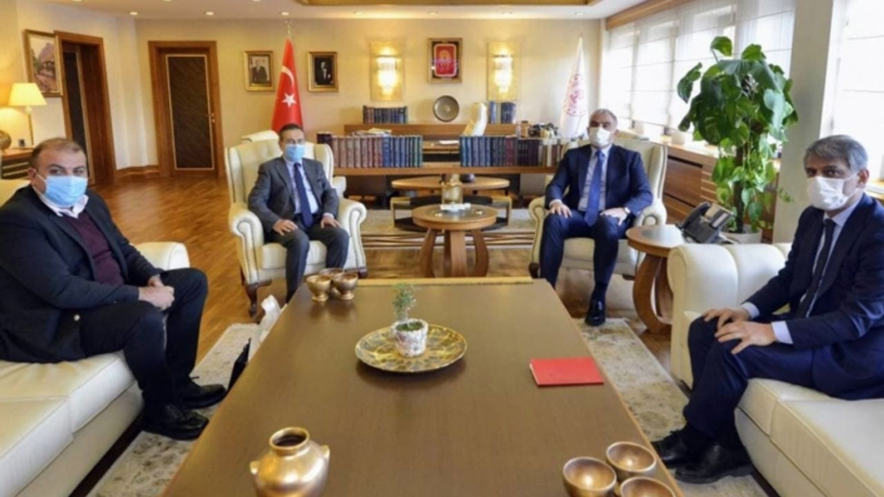 Ahmet Ataç, Bakan Ersoy ile görüştü