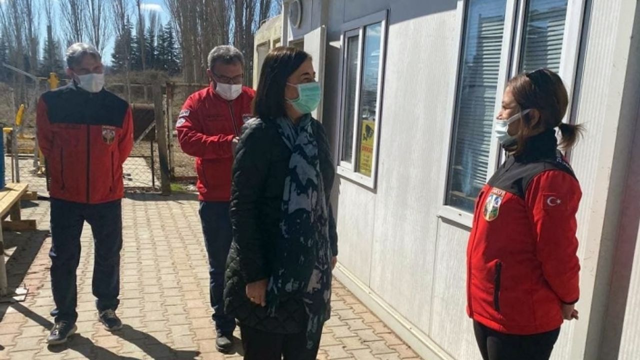 Deprem gerçeği ile yaşamak zorundayız