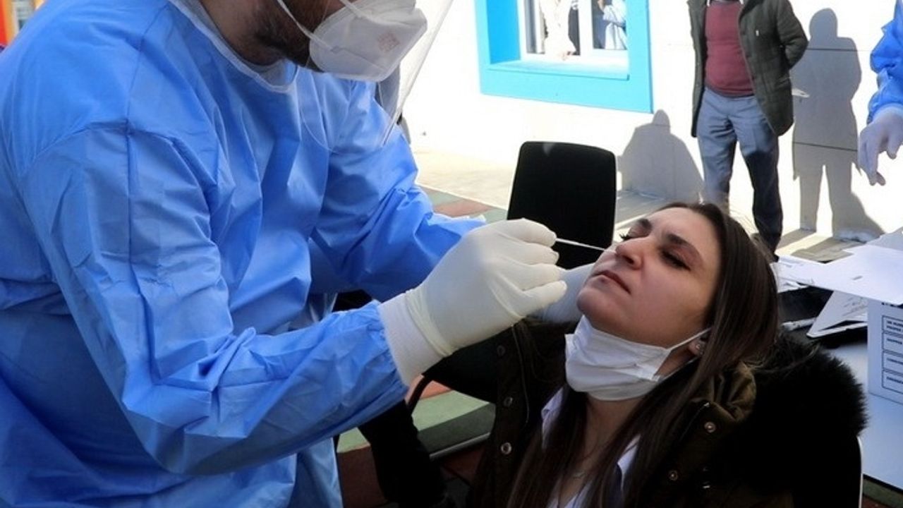 Eskişehir'de günlük 804 test pozitif çıkıyor