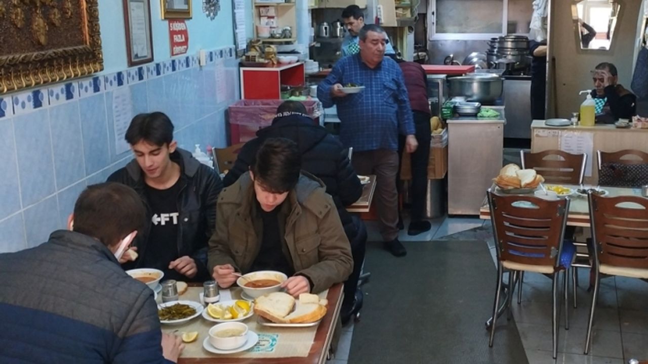 Esnaf faturaların altından kalkamıyor