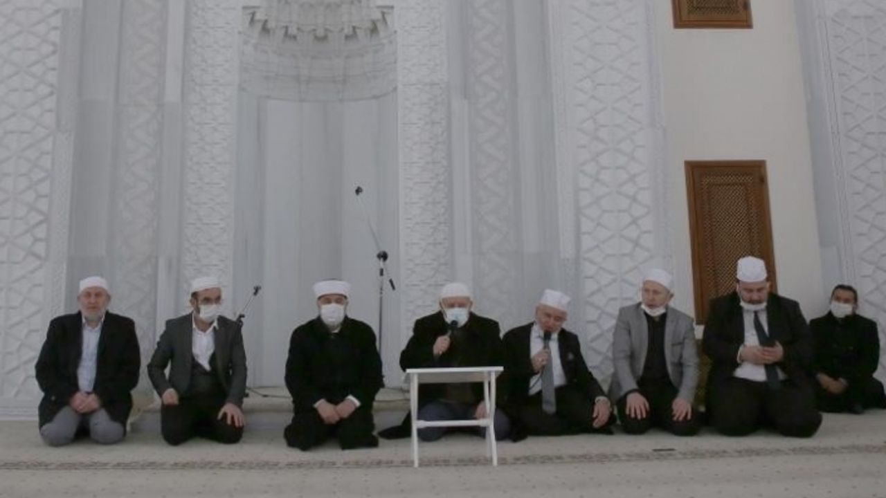 Tarık Tarcan için Mevlid-i Şerif okutuldu