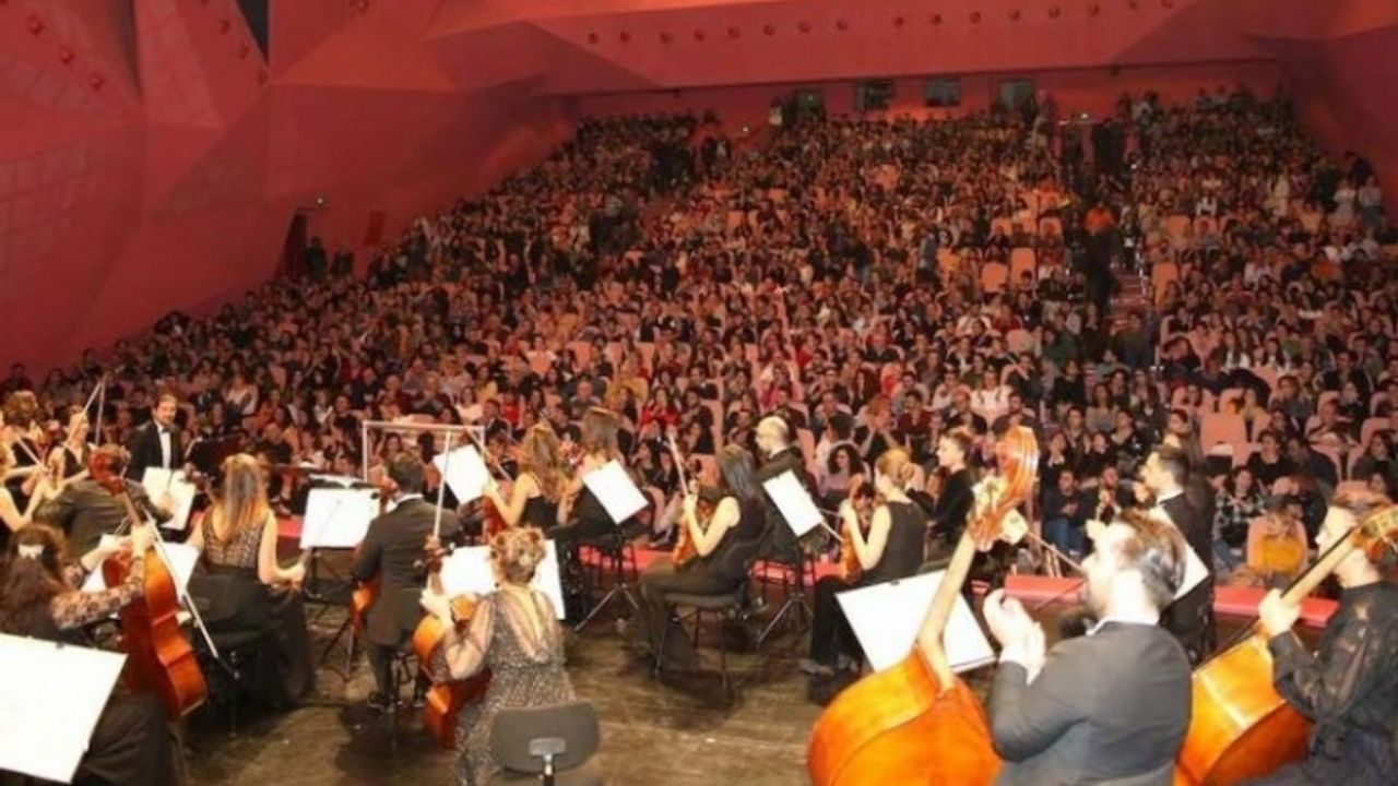 Eskişehir’de biletler rekor sürede tükendi!