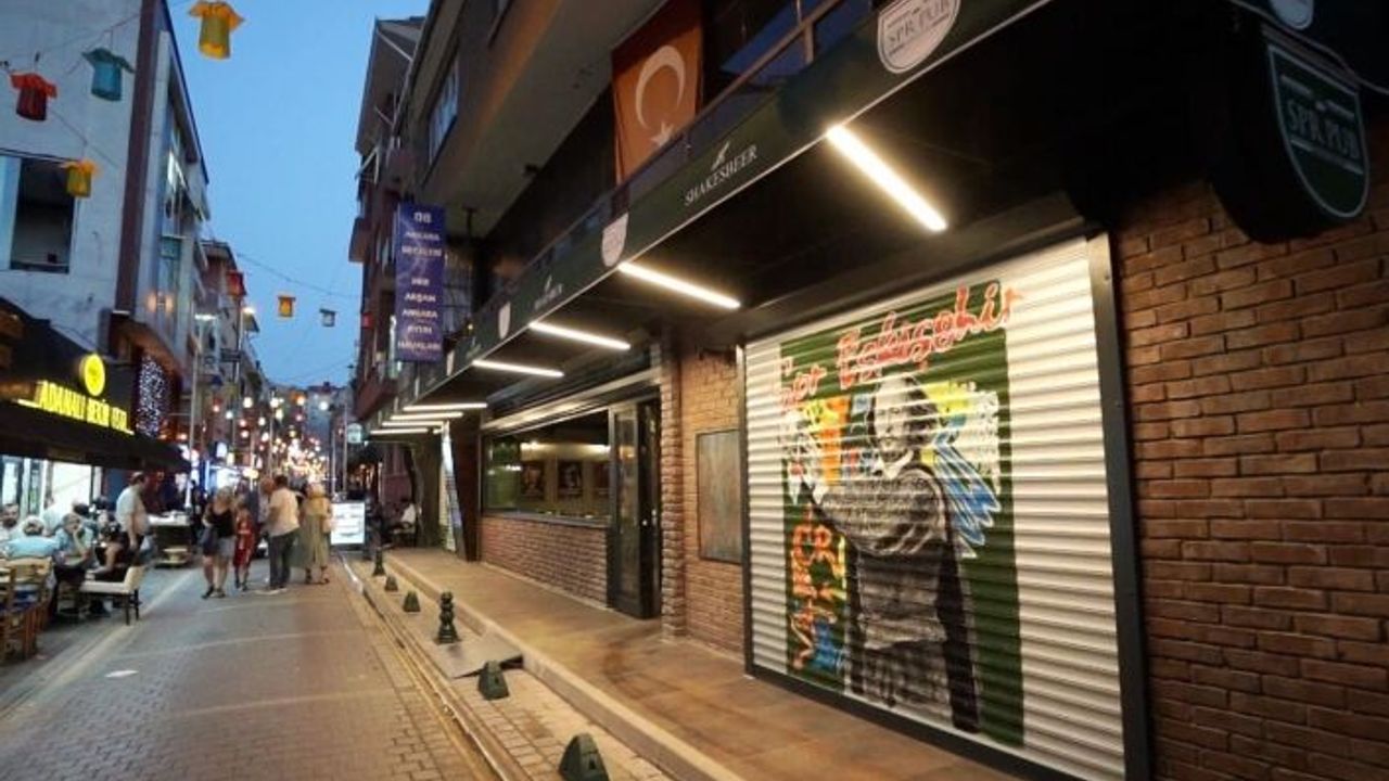 Eskişehir Klasiği: Shakesbeer Restaurant Yenilenen Konseptiyle Barlar Sokağı’nda Açılıyor!  