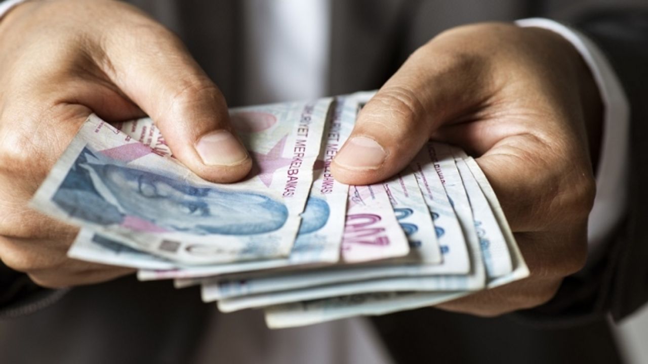 Memur ve emekli maaşına yüzde 25 zam
