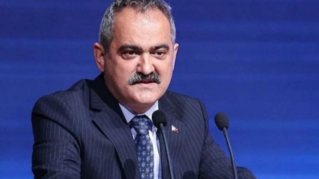 Milli Eğitim Bakanı Özer Eskişehir'de