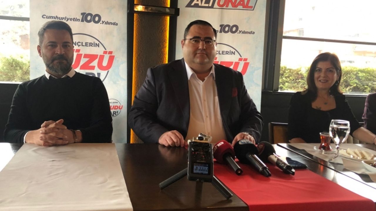 Ali Ünal CHP'den Milletvekili adaylığını açıkladı
