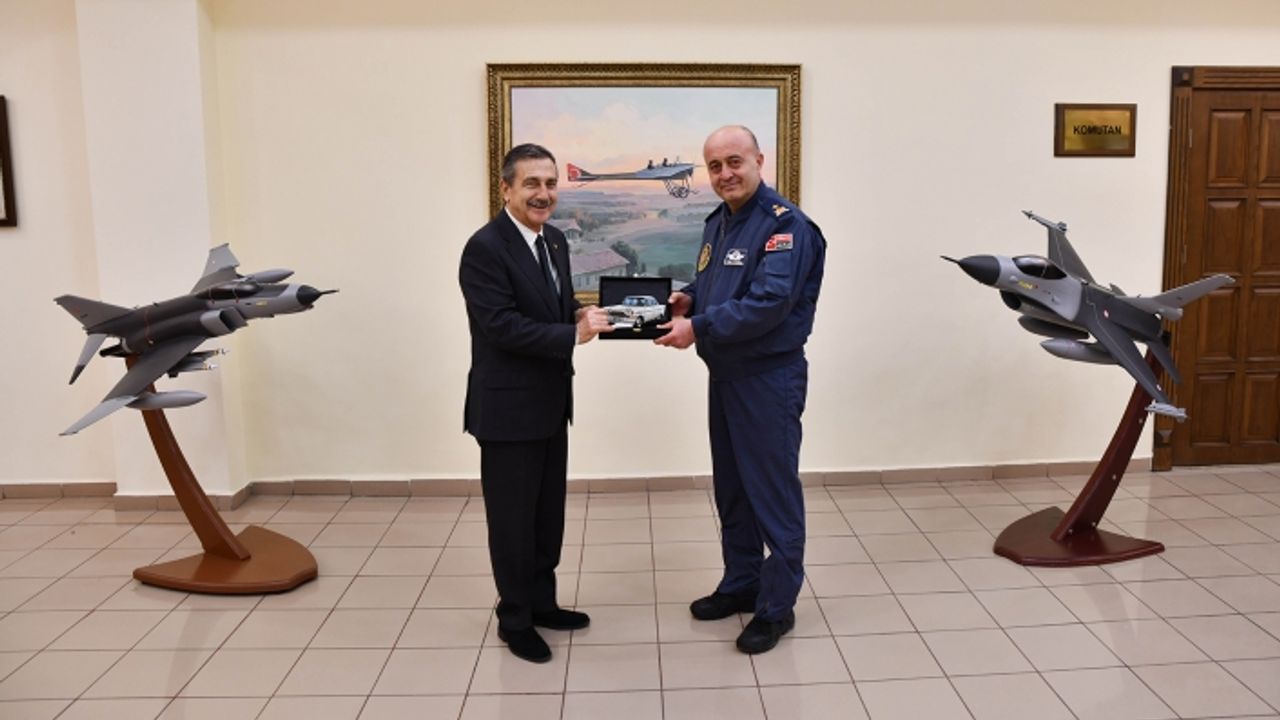 Başkan Ataç'tan Tuğgeneral Eroğlu'na ziyaret