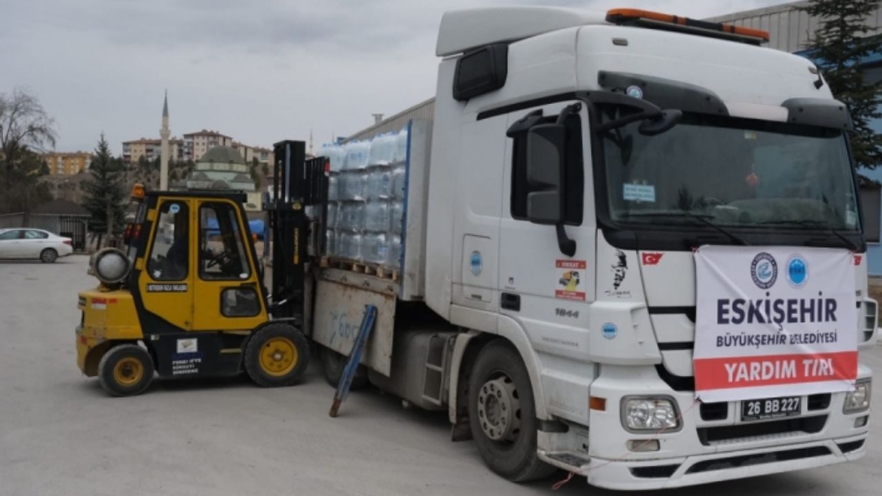 Eskişehir'den Hatay'a acil su sevkiyatı