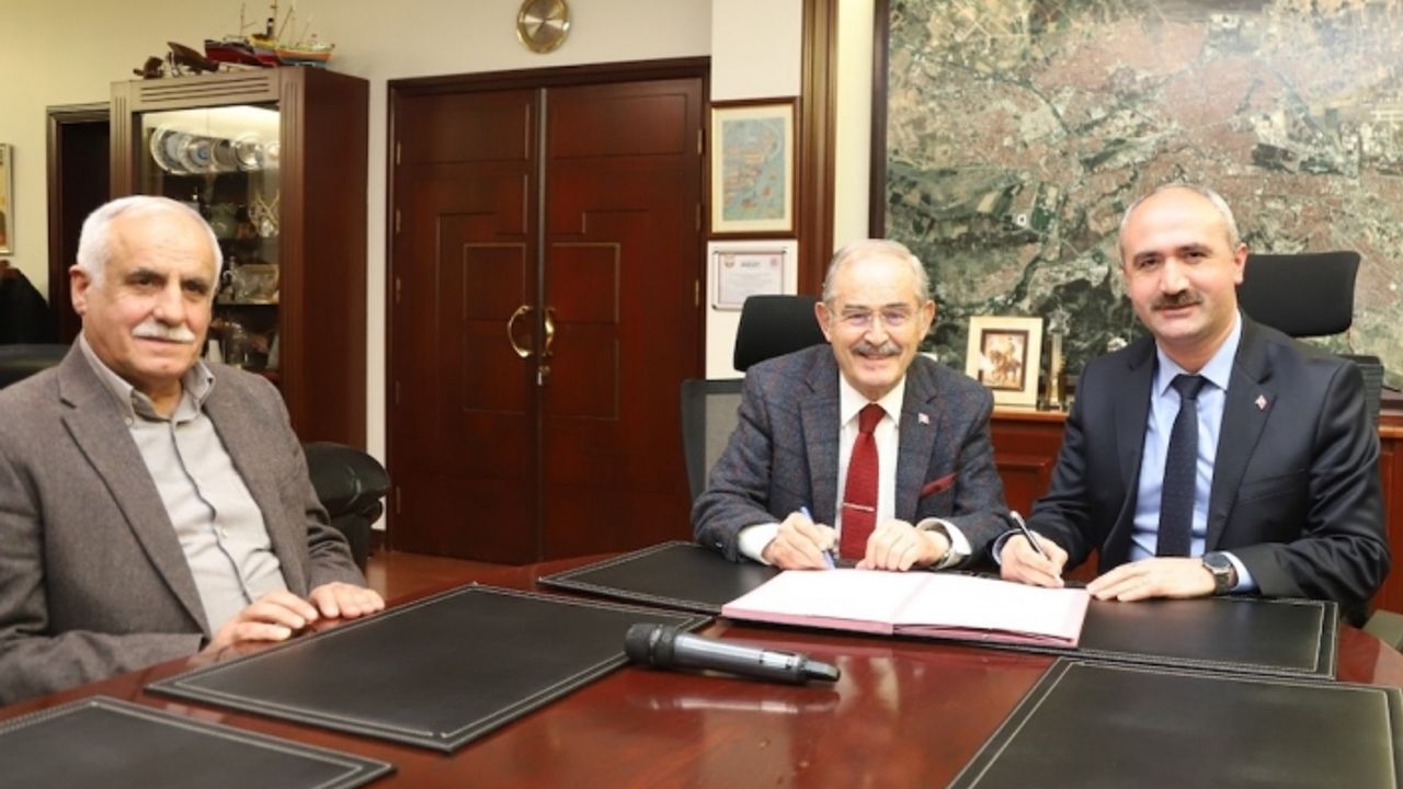 İki belediyeden örnek protokol