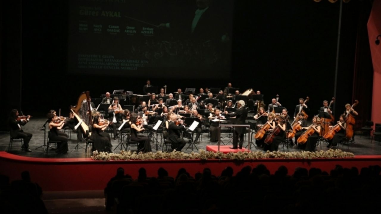 Senfoni Orkestrası'ndan görkemli konser