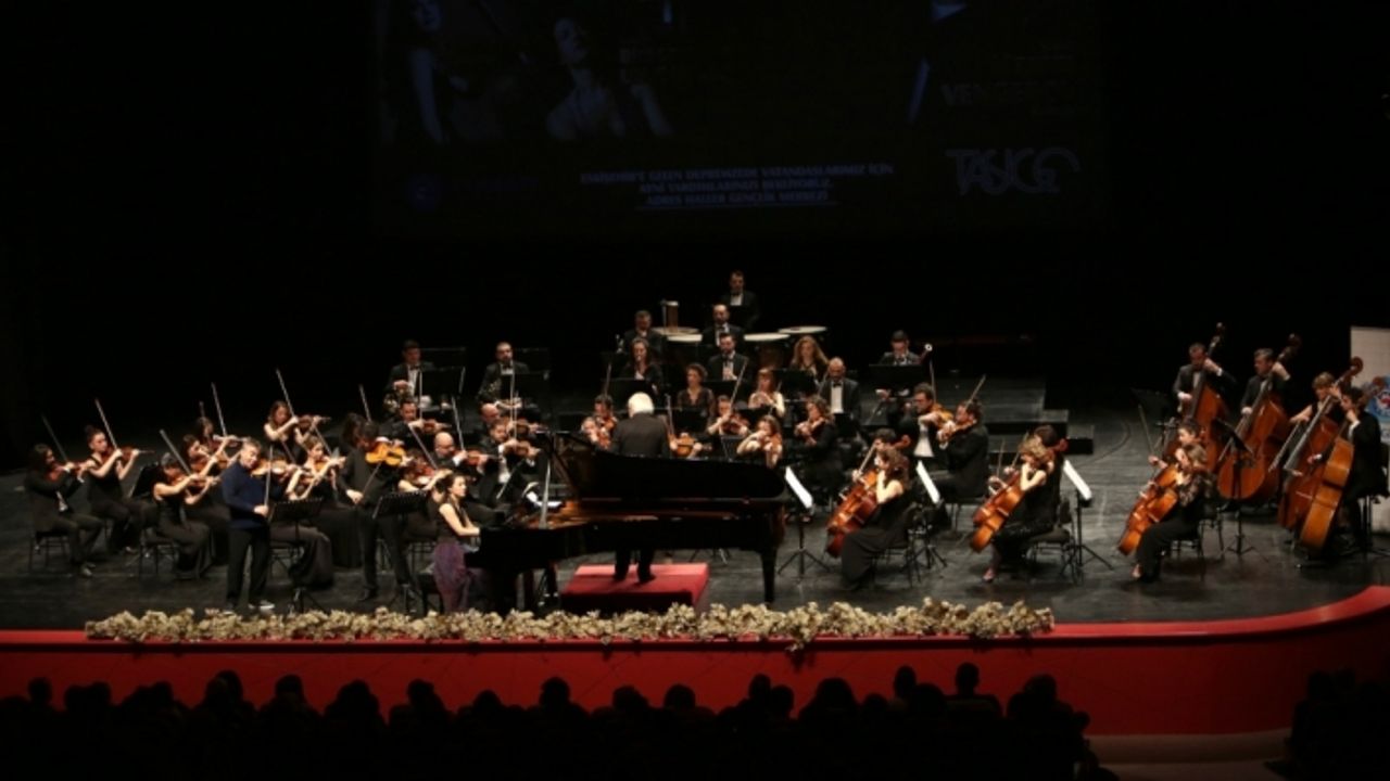 Dünyaca ünlü sanatçılardan depremzedeler yararına özel konser