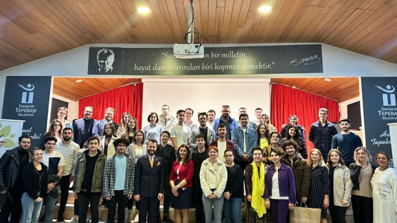 Gençlik Buluşmaları'nın konusu 'Gençlik ve Liderlik' oldu