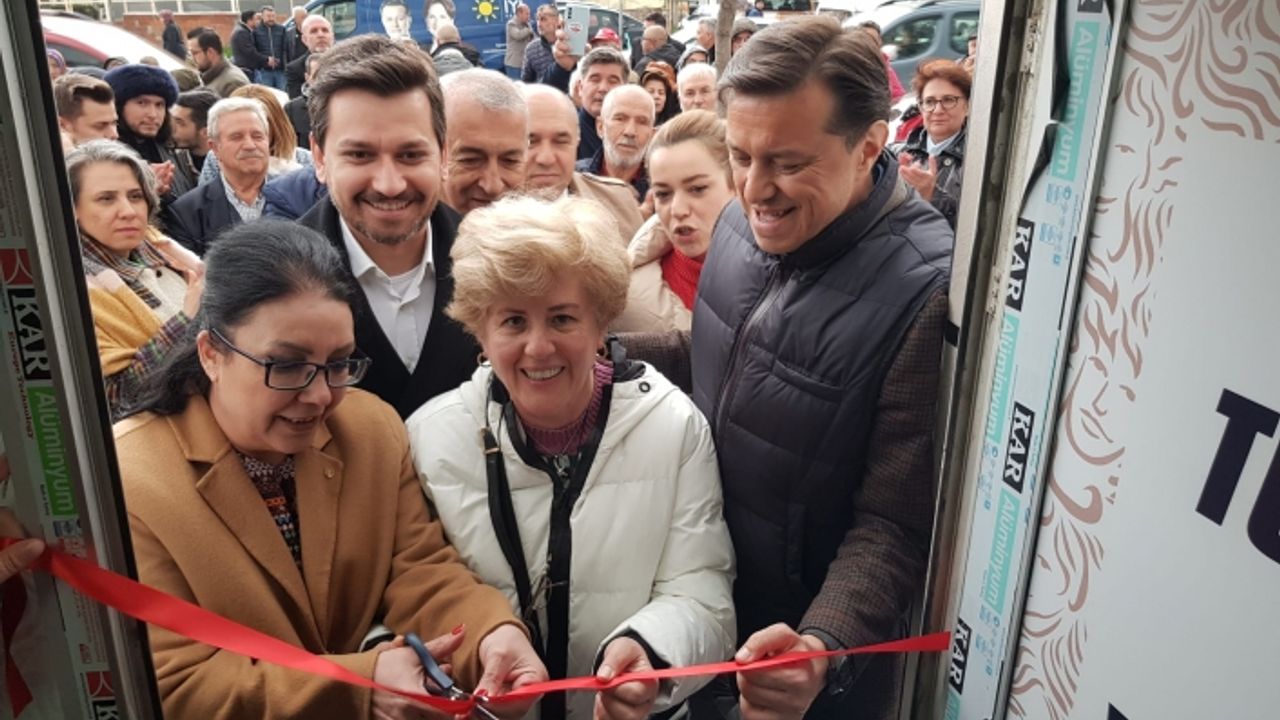 Hatipoğlu'nun Sütlüce seçim bürosu açıldı