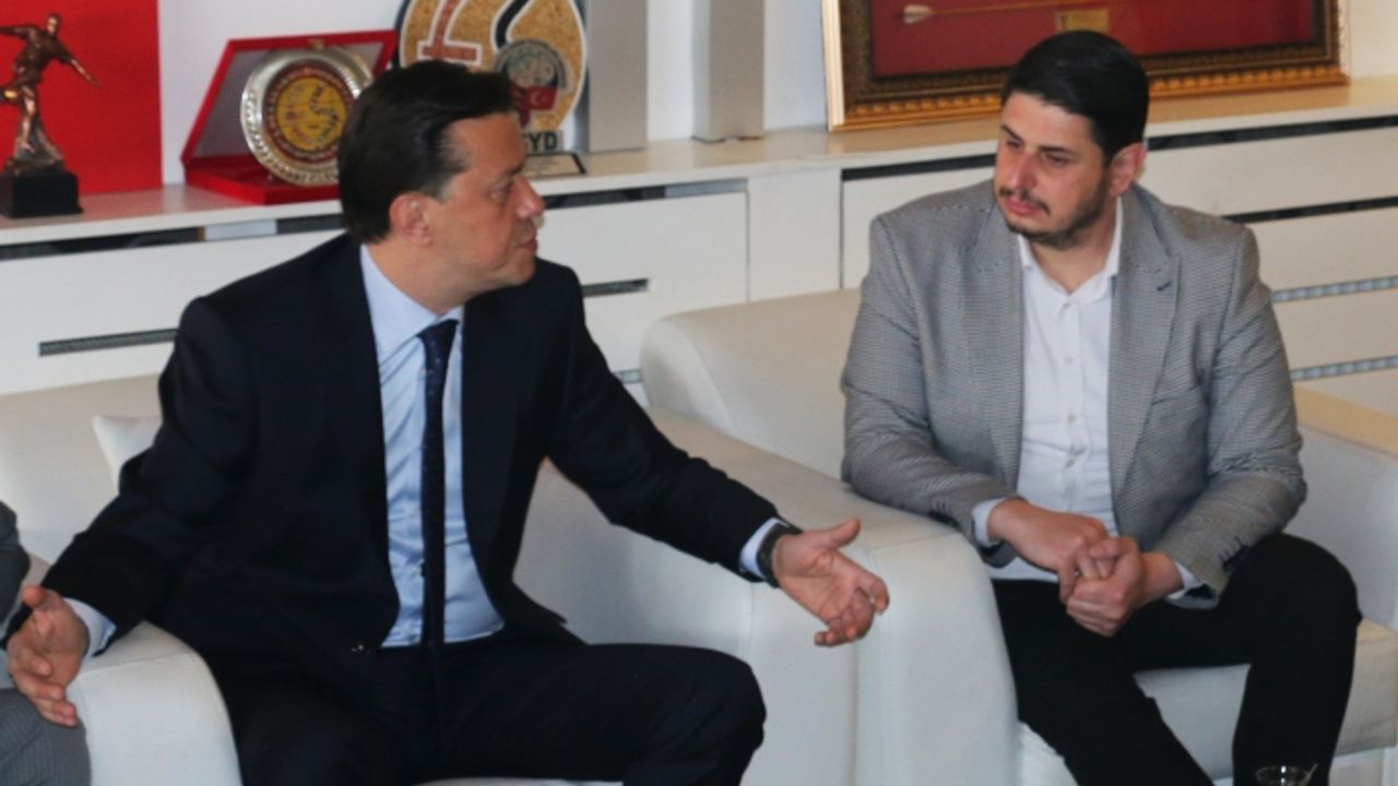 Hatipoğlu: "Eskişehirspor'umuz için elimizden gelen her şeyi yapacağız!"