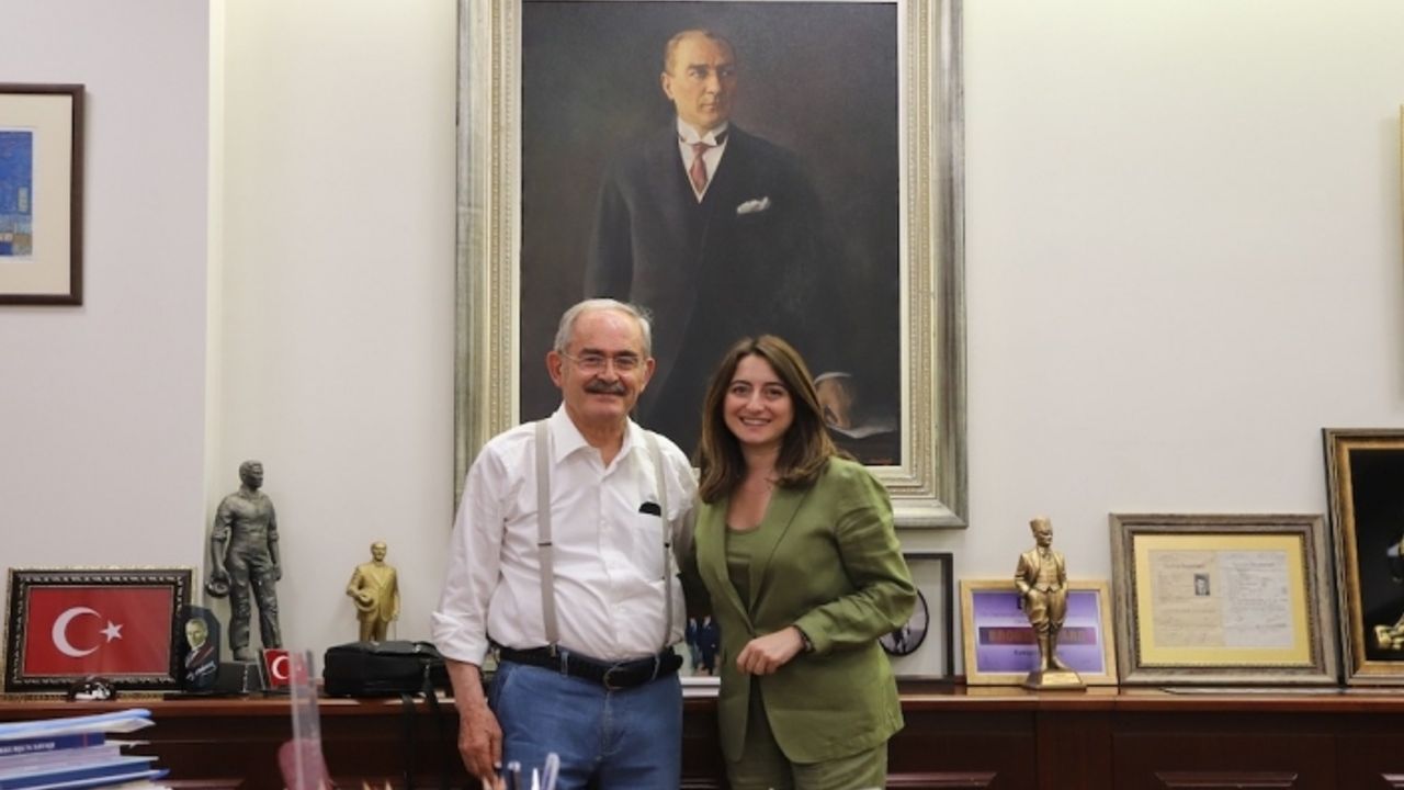 CHP MYK üyesi Bankoğlu, Yılmaz Büyükerşen'i ziyaret etti