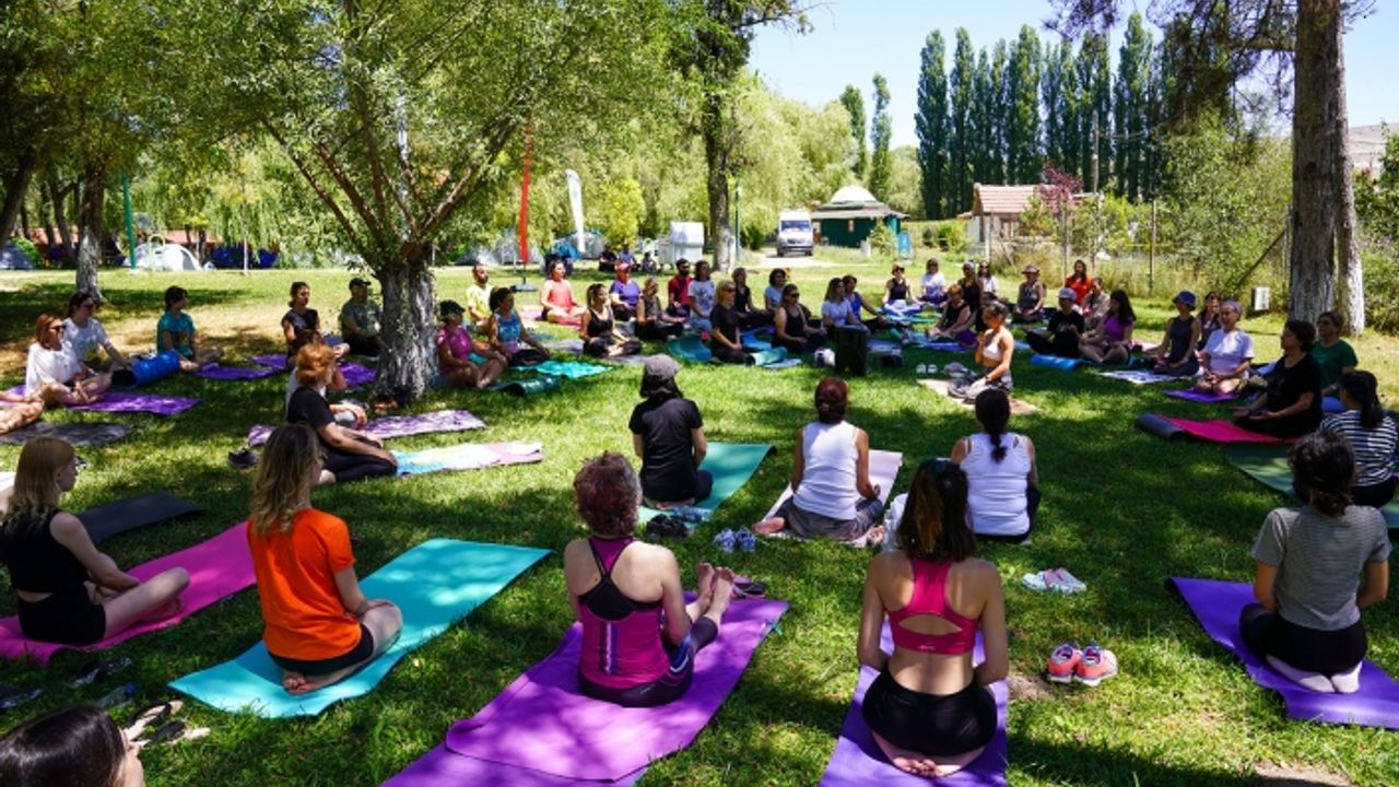Tabiat içinde  Yoga ve Sağlıklı Beslenme Kampı