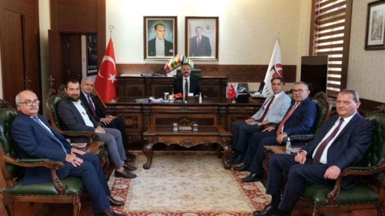 EOSB heyetinden Vali Aksoy'a hayırlı olsun ziyareti