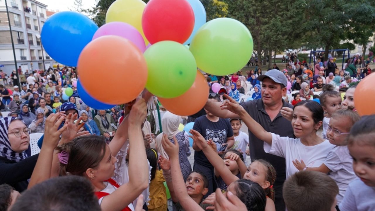 Tepebaşı eğlence dolu bir yaz geçiriyor