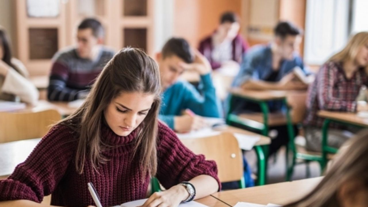 Liselerin sınav sisteminde değişim Resmi Gazete'de yayımlandı