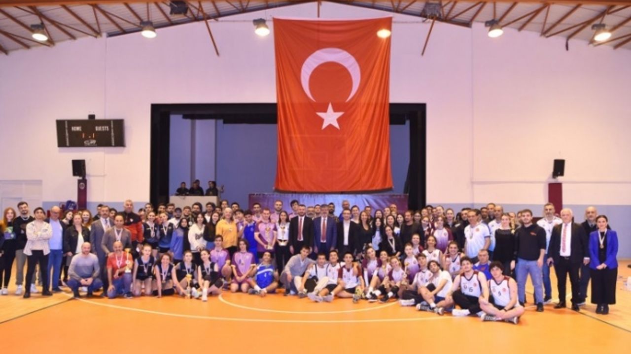 100'üncü yıl turnuvasında şampiyonlar belli oldu