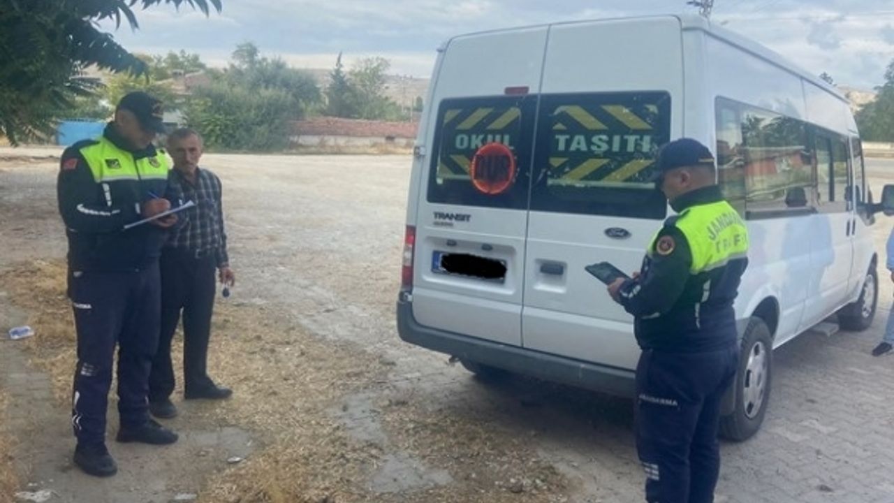 54 okul servisi jandarma ekiplerince denetlendi