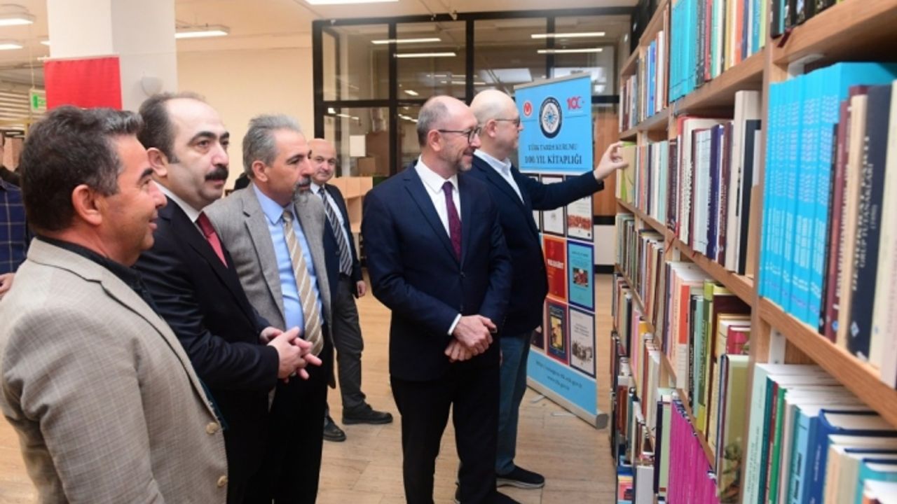 Anadolu Üniversitesi'ne “Türk Tarih Kurumu Yüzüncü Yıl Kitaplığı” kuruldu