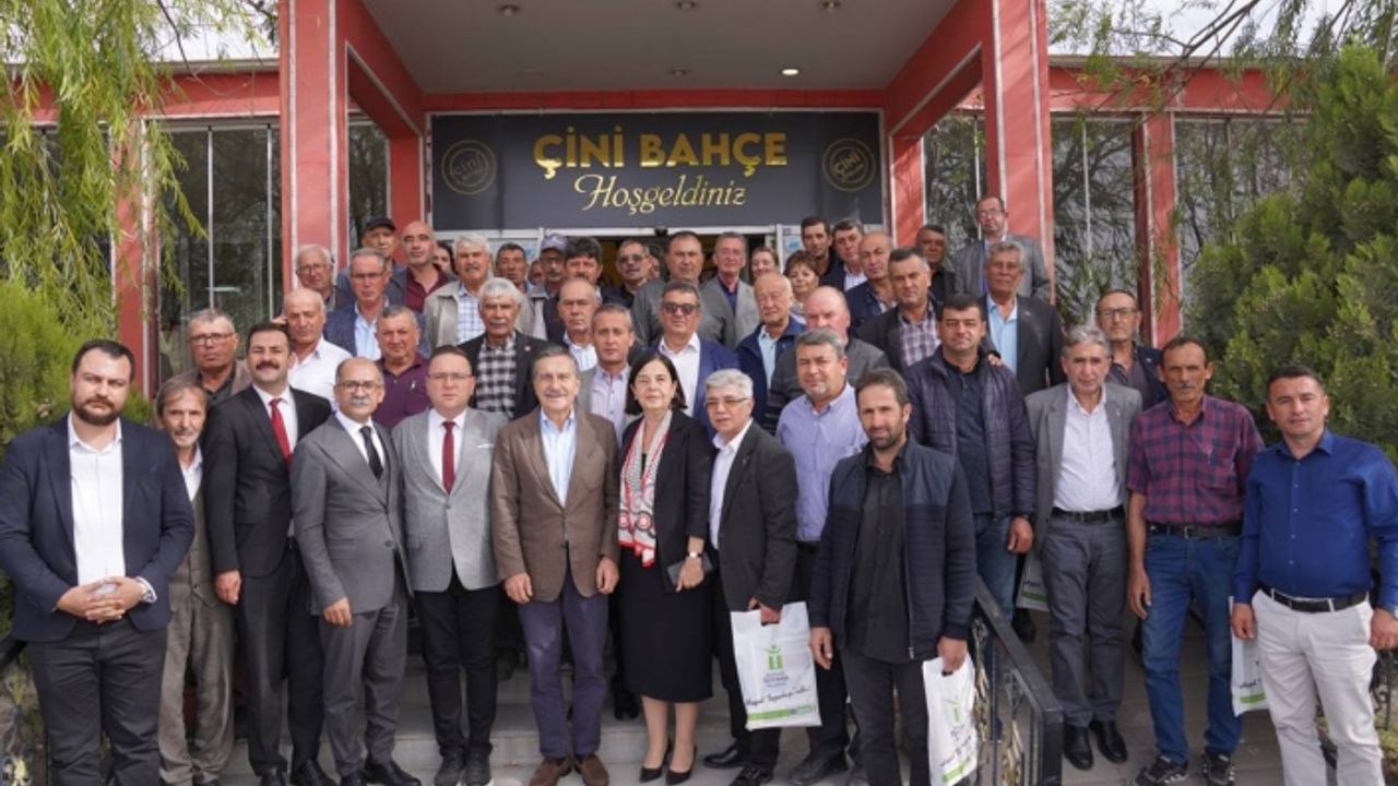Başkan Ataç Sivrihisar'da muhtarlarla buluştu