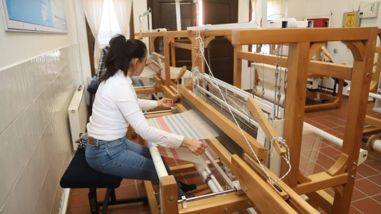 İpek Eskişehir'de hayat buluyor