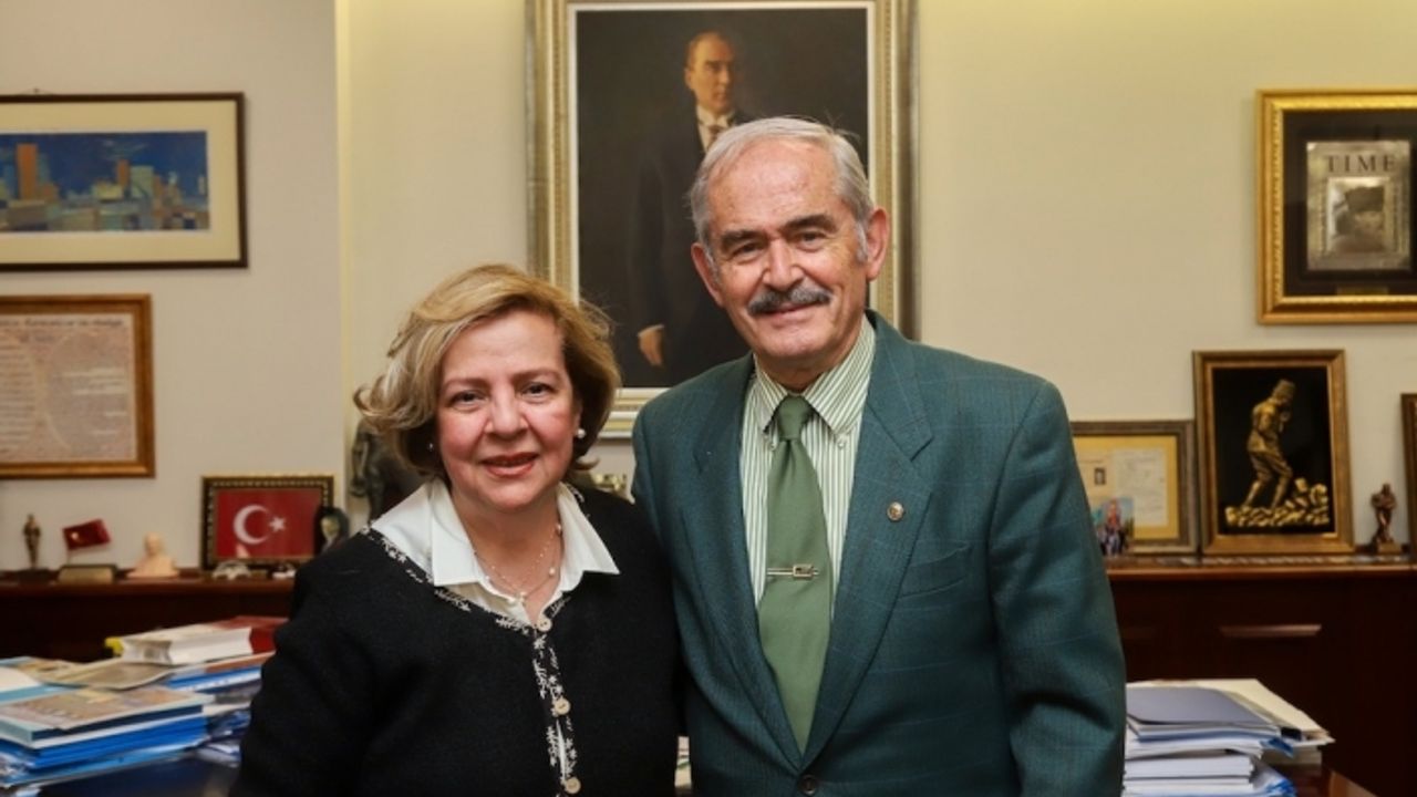 Zuhal Çevik'ten Büyükerşen'e ziyaret