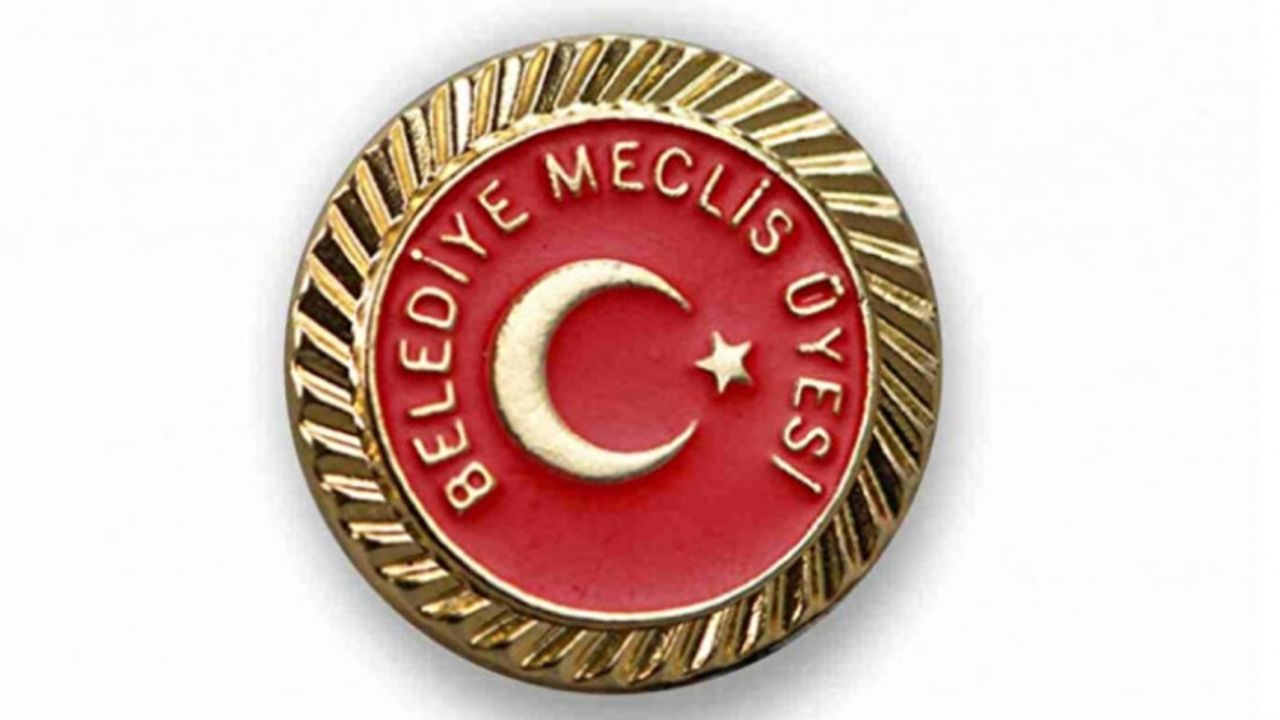 Belediye meclis üyeliği için adaylar başvurularını sürdürüyor