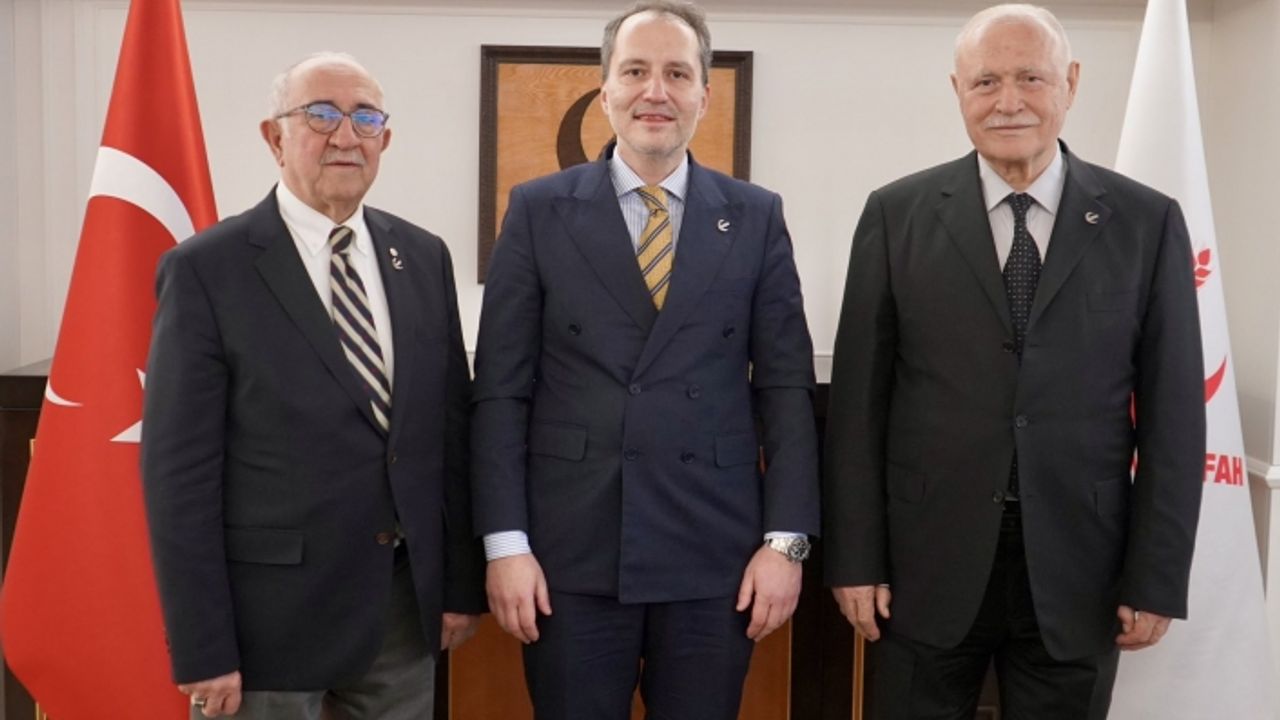 Eskişehir'in 'Vali Baba'sı Yeniden Refah Partisi'nden aday oldu