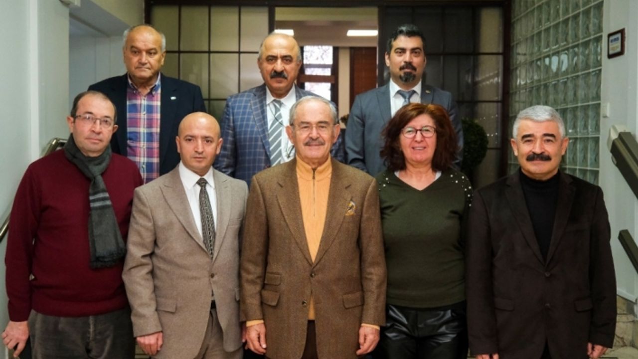 Hacı Bektaş Veli Anadolu Kültür Vakfı'ndan Büyükerşen'e ziyaret